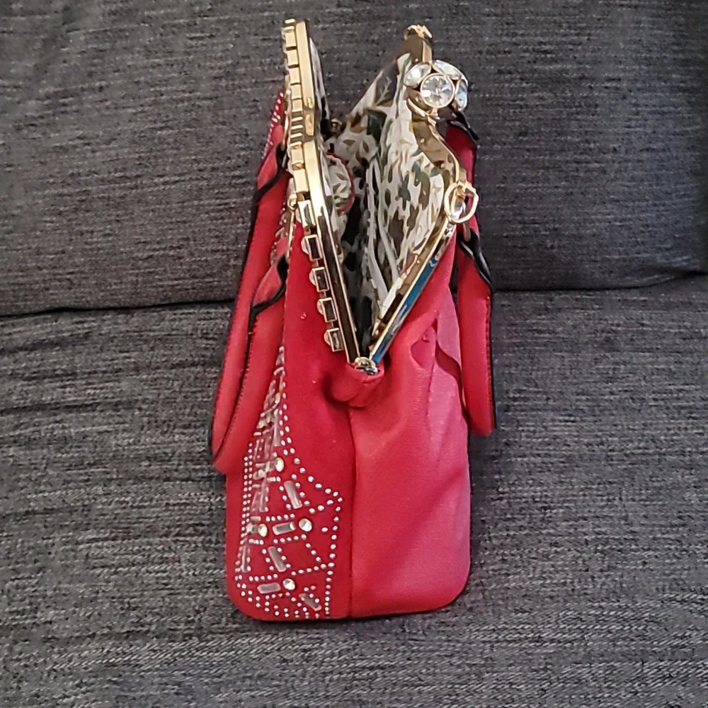 A Designer Red Rhinestone Bag - Picture 3 of 4